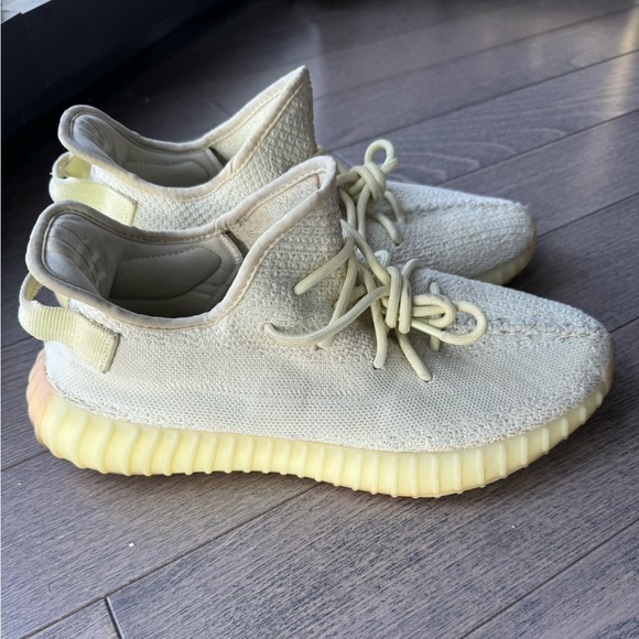 Adidas Yeezy 350 v2 Butters - Picture 5 of 5